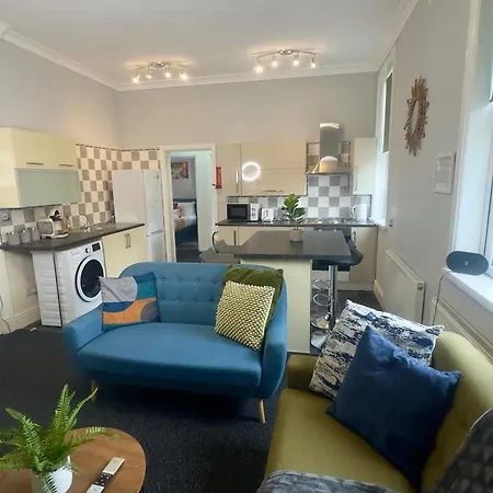Large 3 Bedroom, 4 Beds, City Apartment,Near Utilita Arena Free On-Site Parking Birmingham Exterior photo